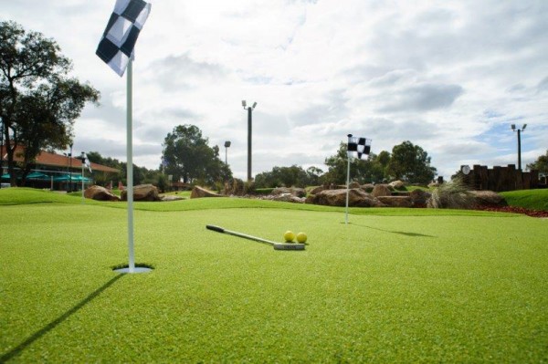 Mini Golf in Perth