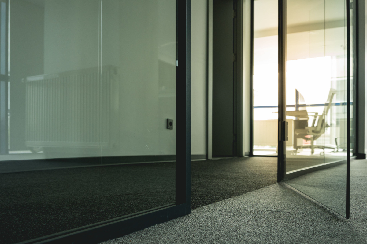 Businesses Find it Helpful to Install Glass Doors