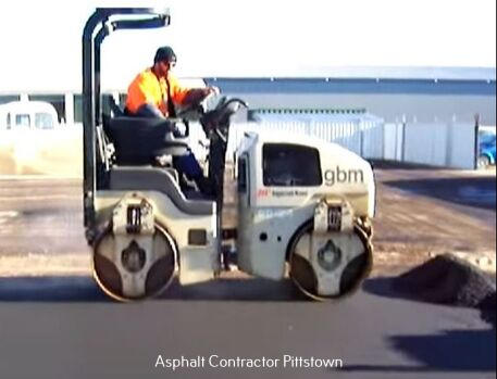 Driveway and Parking Lot Asphalt Paving Services with Maximum Benefits Driveway and Parking Lot Asphalt Paving Services with Maximum Benefits