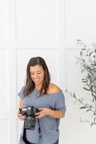 A Personal Branding Photographer’s Expertise in Enhancing Camera Confidence