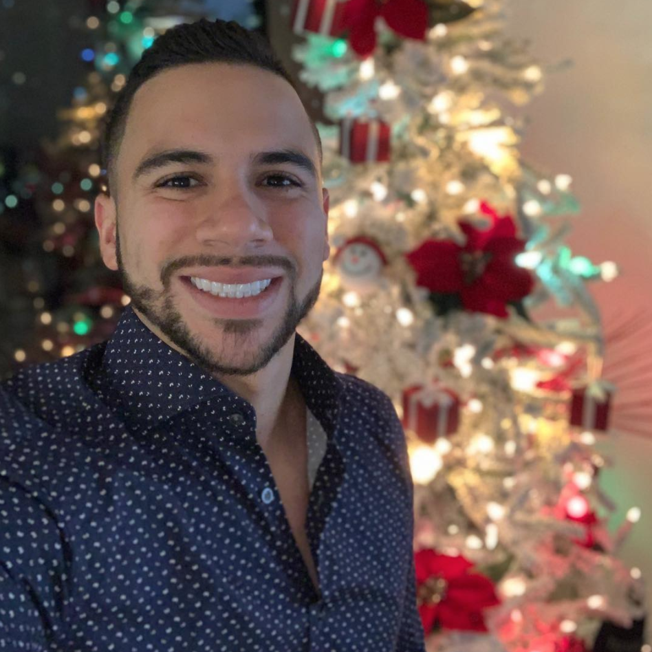 Iconic Trader Shares His Life’s Journey In His Movie Viviendo El Sueno Iconic Trader Shares His Life’s Journey In His Movie Viviendo El Sueno