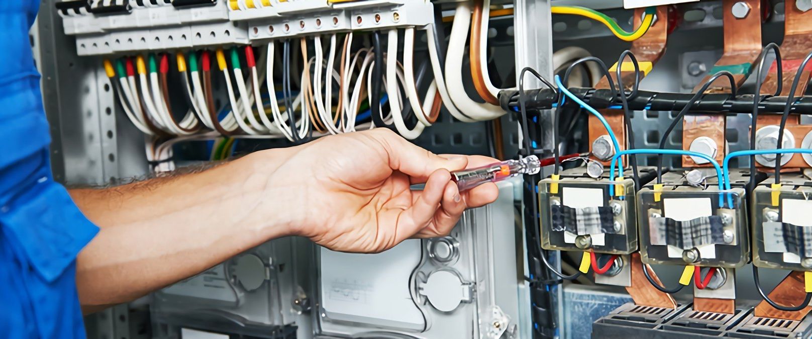 Only Qualified Electricians Should Fix Electrical Problems in Winter