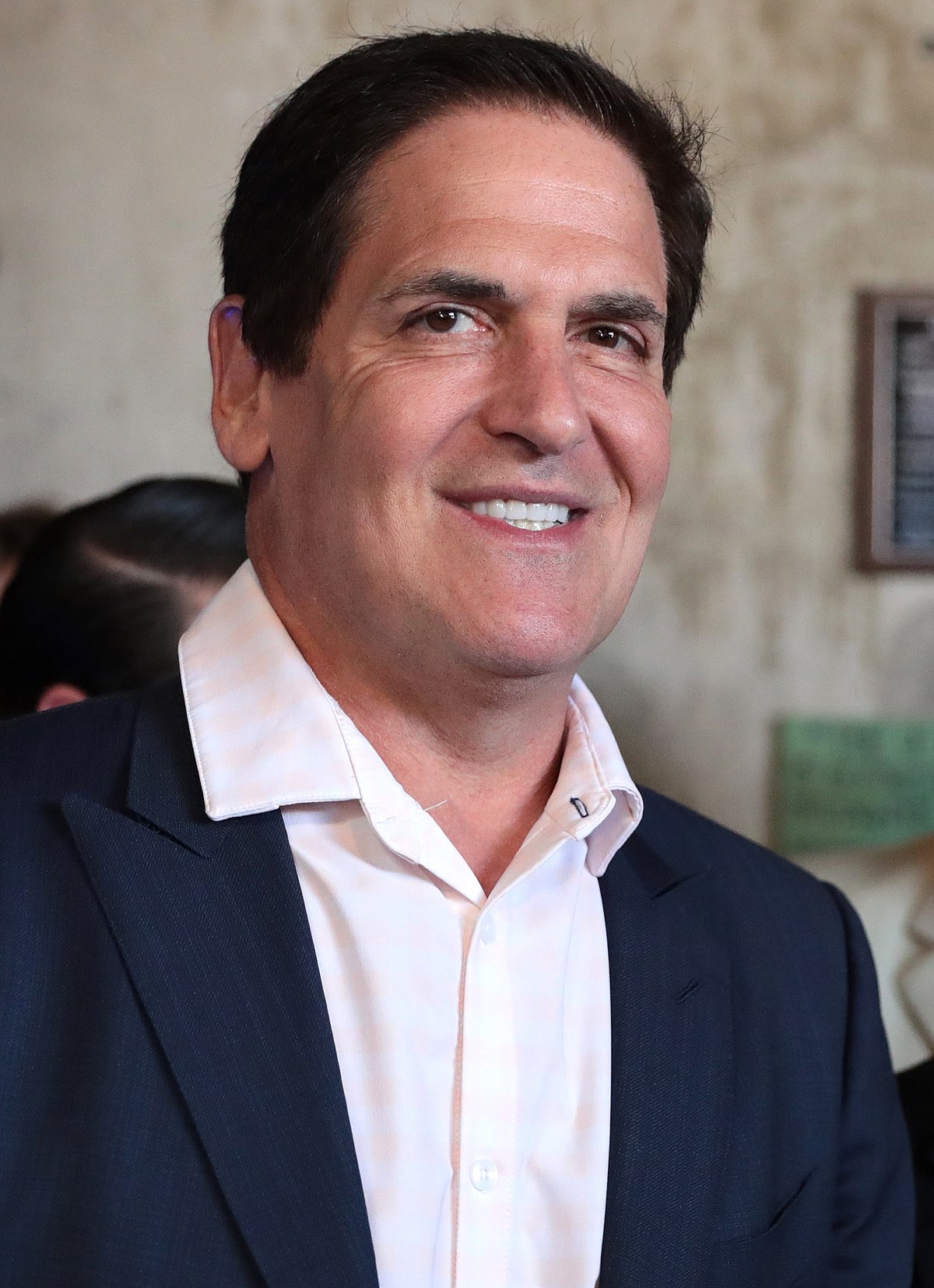 NFT genius announces their premier event, the NFT experience is back this time with Mark Cuban
