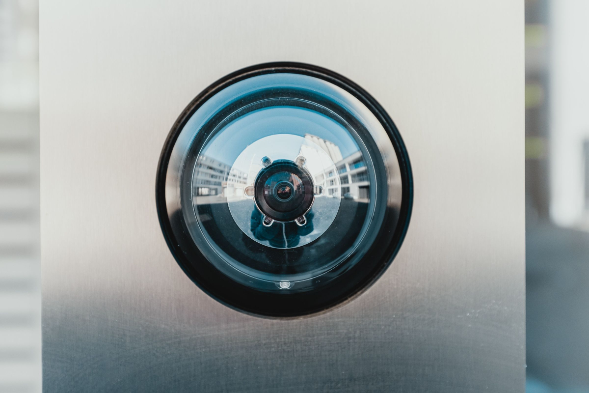 Realtimecampaign.com Discusses Features To Consider When Purchasing Home Security Cameras