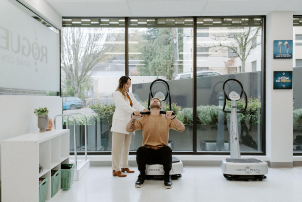Rogue Spine Center Takes Weight Off Their Patients’ Shoulders Through State-of-the-Art Chiropractic Care