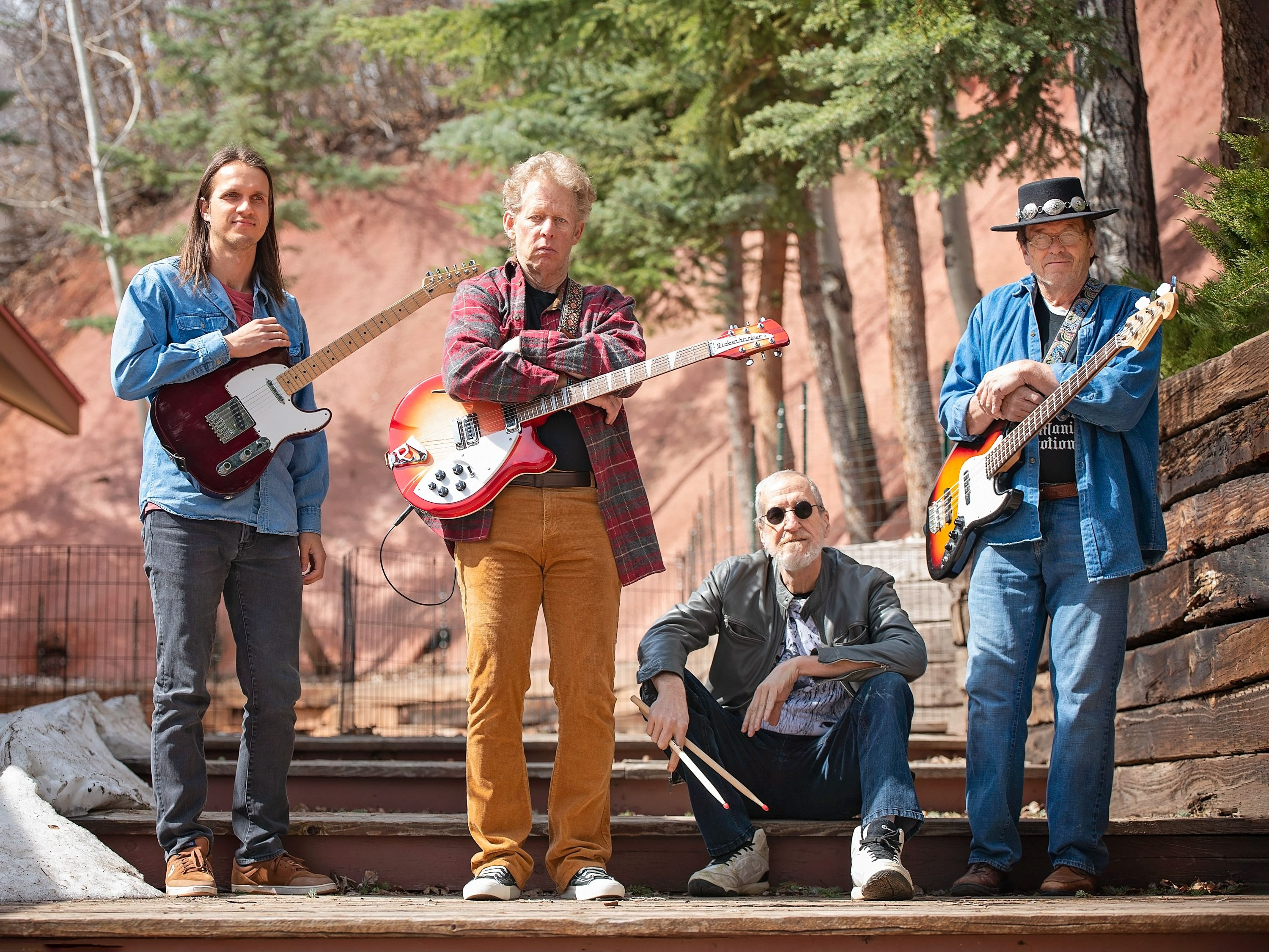 Resurgent Rock with a Unique Style - Gary Dranow and The Manic Emotions Unveil Stunning New Rock Album Resurgent Rock with a Unique Style - Gary Dranow and The Manic Emotions Unveil Stunning New Rock Album