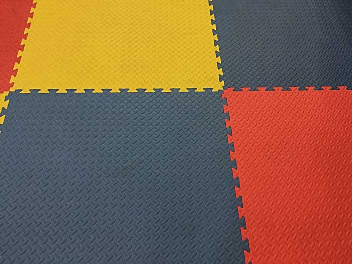 Rubber Mats Can Increase Productivity in a Warehouse