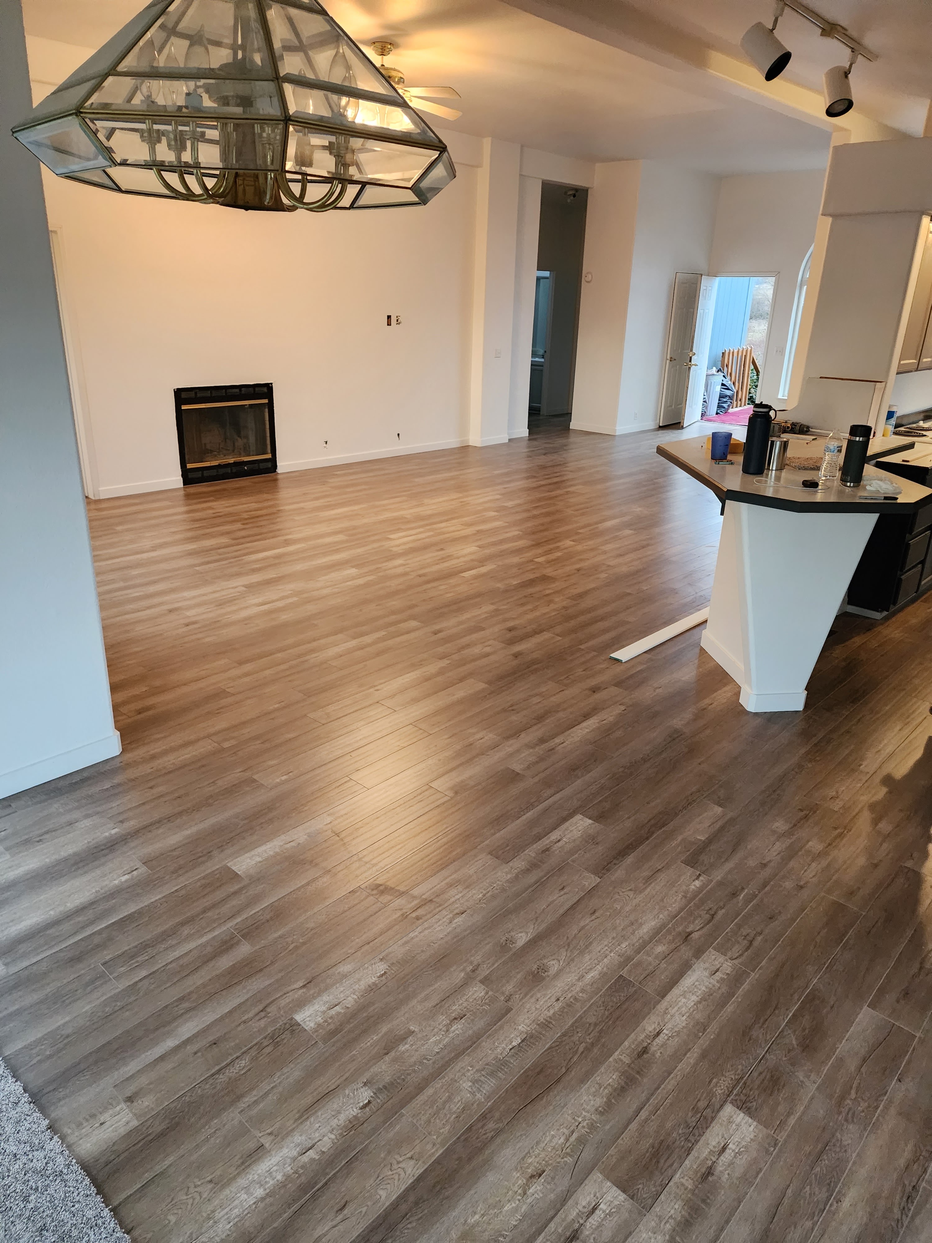 Oregon Floor Works provides the highest quality residential flooring.