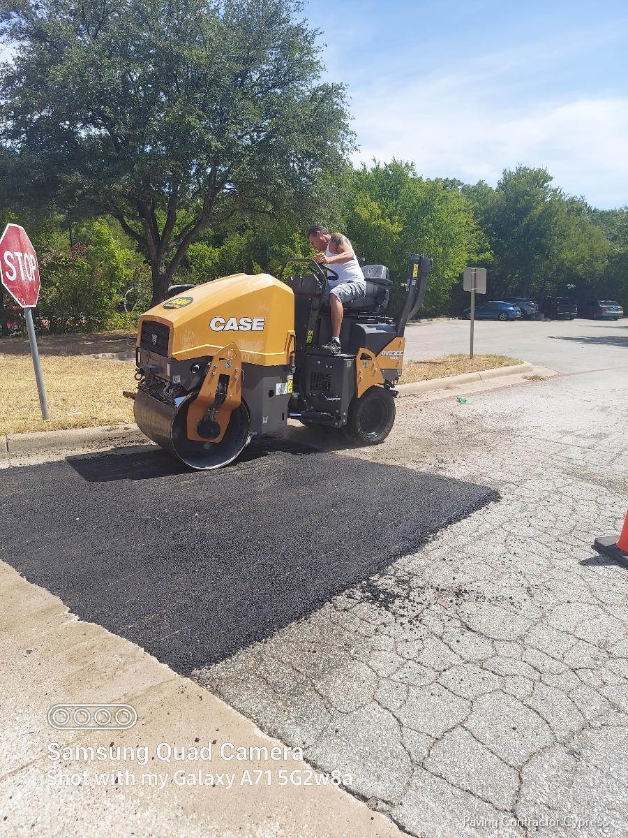 Cypress Asphalt Paving Pros Offers Premium local residential and Commercial Asphalt Paving Solution
